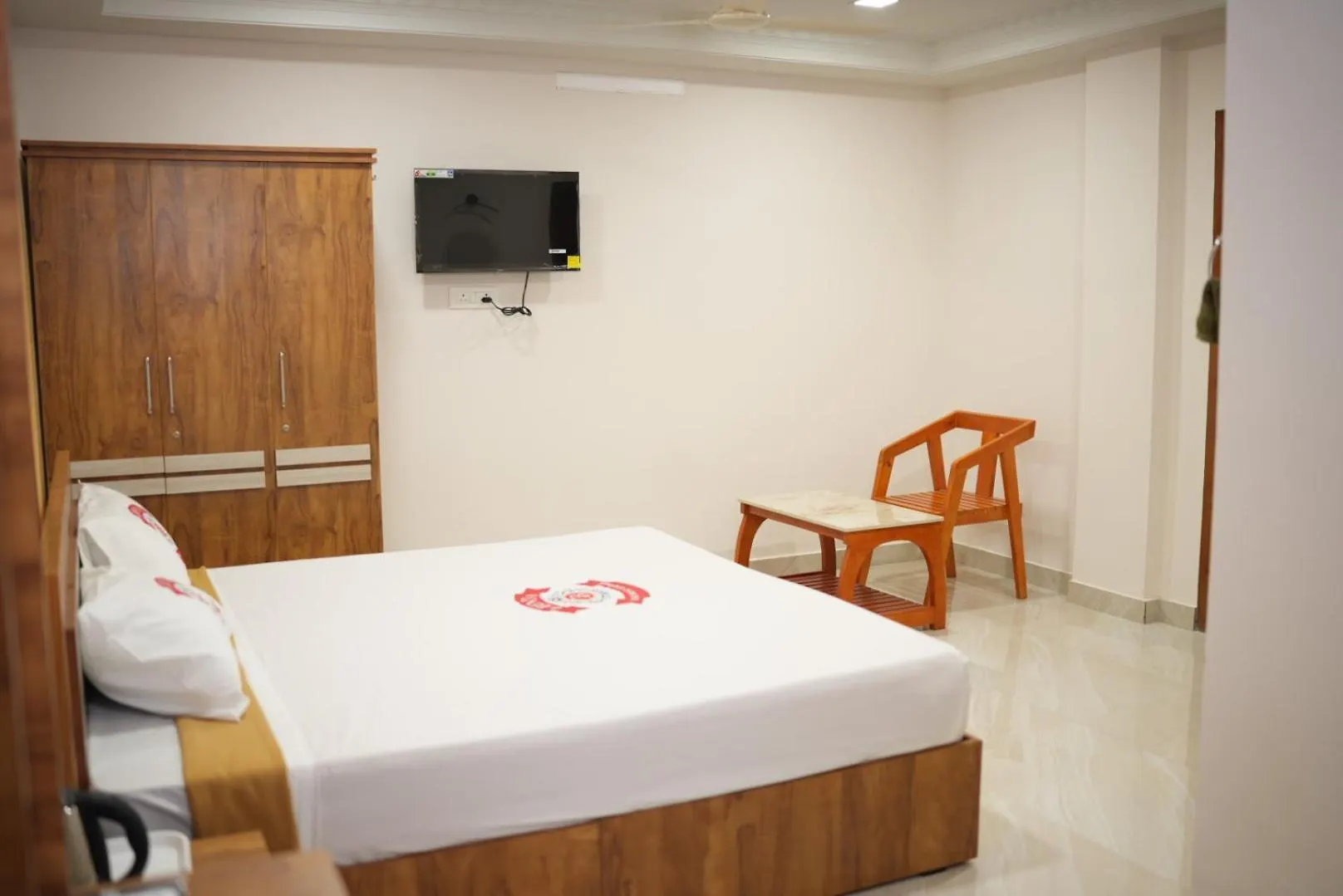 Benzy Tourist Home Ponnāni 2*,  인도